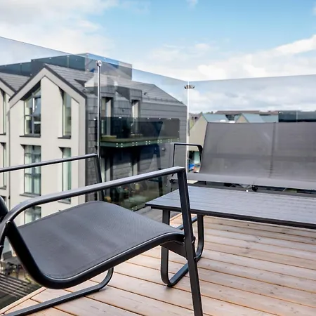 Apartament Cozy I Pool I Balcony I Ac I Cohost
