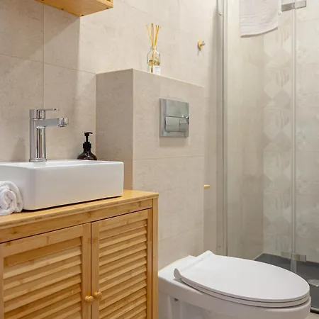 Apartament Cozy I Pool I Balcony I Ac I Cohost